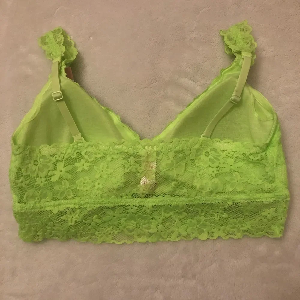 Women’s Lace Convertible Bralette